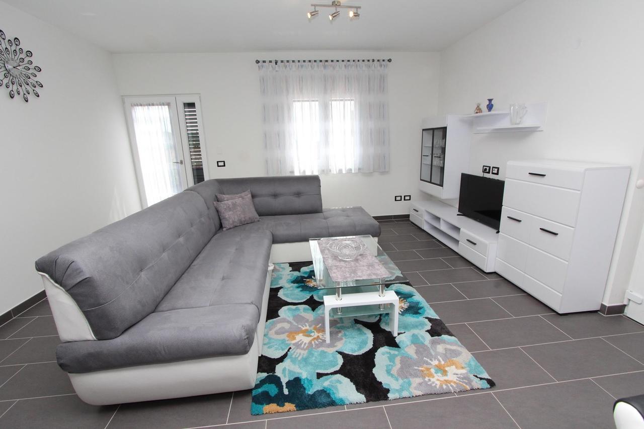 Apartment Mondelaco Rovinj Bagian luar foto